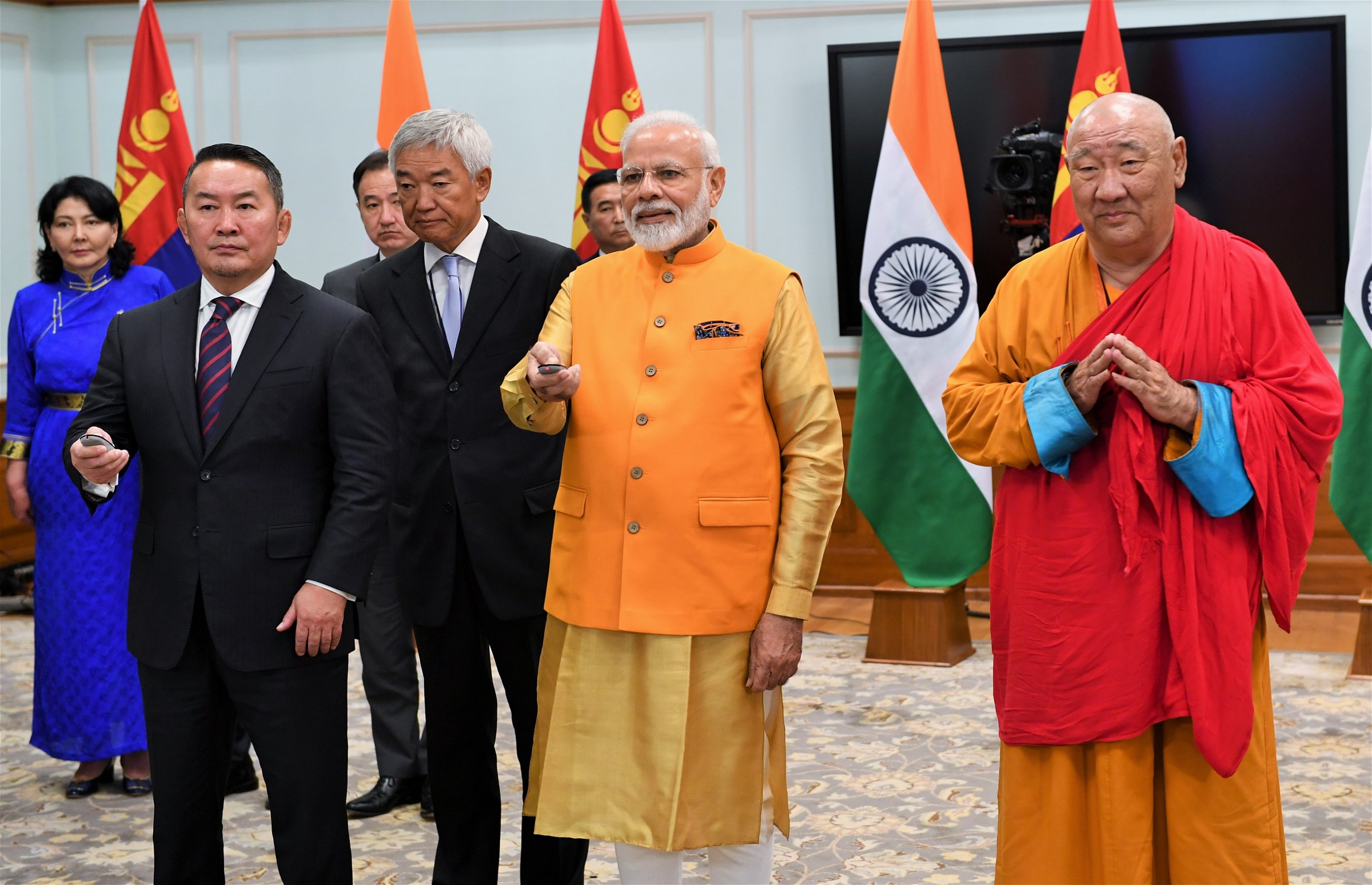 Joint Unveiling of Buddha Statue by Prime Minister Shri Narendra Modi and President of Mongolia HE Mr. Khaltmaagiin Battulga