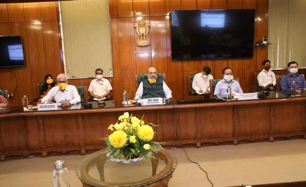 Meeting attended by Union Health Minister Dr. Harsh Vardhan, Delhi LG Shri Anil Baijal, CM Shri Arvind Kejriwal and AIIMS Director besides other senior officers Meeting attended by Union Health Minister Dr. Harsh Vardhan, Delhi LG Shri Anil Baijal, CM Shri Arvind Kejriwal and AIIMS Director besides other senior officers