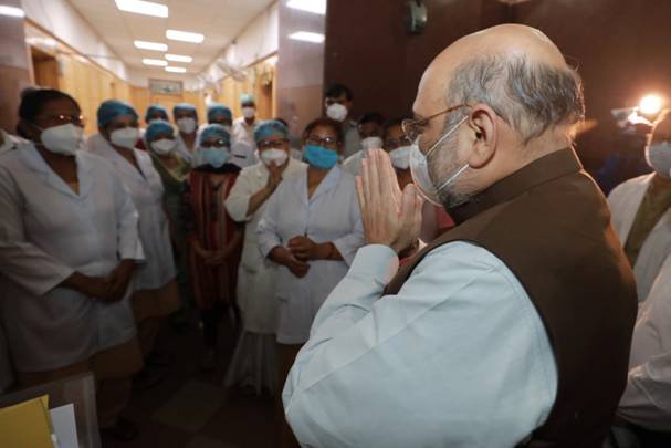 Union Home Minister Shri Amit Shah pays surprise visit to Lok Nayak Jay Prakash Narayan (LNJP) Hospital to review arrangements related to COVID-19