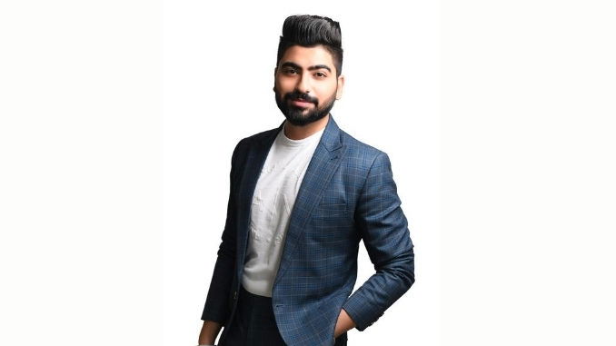 Divij-Bajaj-wins-Best-Emerging-Entrepreneur-award-from-Business-Mint-Digpu