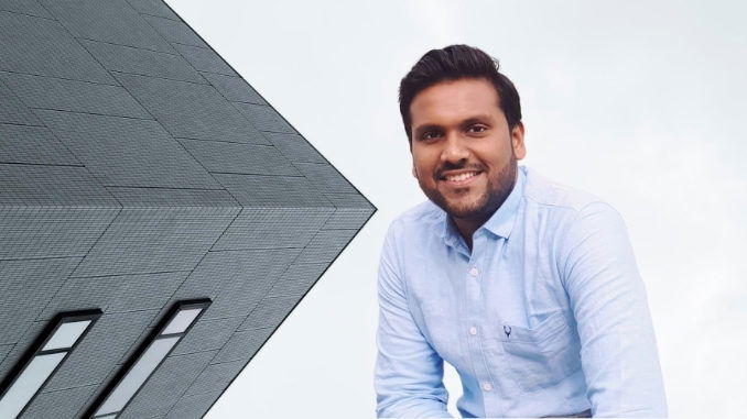 Financepeer-won-the-best-emerging-company-award-from-Business-Mint