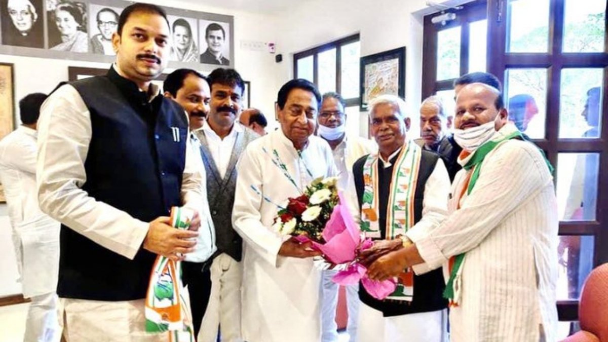 Photo of Ex-Hindu Mahasabha leader Babulal Chaurasia joins Congress in MP