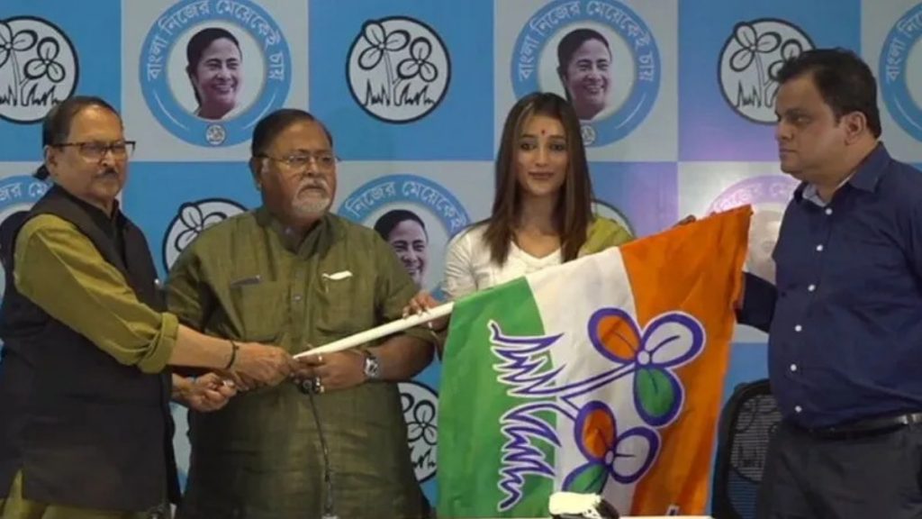 Bengali actor Sayantika Banerjee joins Trinamool Congress (TMC)