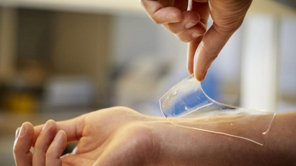 Researchers develop new material to treat wounds, can protect against resistant bacteria