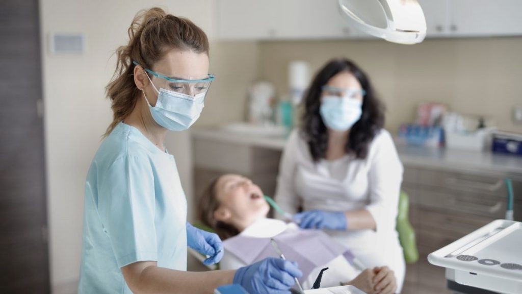 Dental procedures during a pandemic are not riskier Study finds