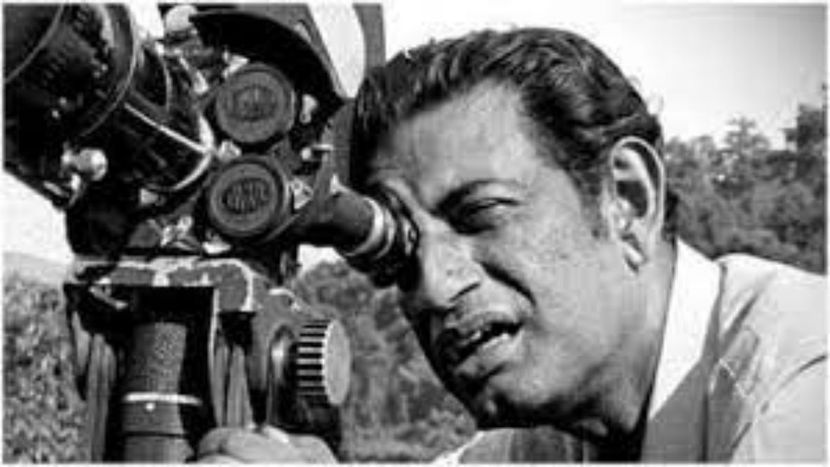 Satyajit Ray Film and Television Institute holds the 10th convocation Satyajit Ray Film and Television Institute holds the 10th convocation