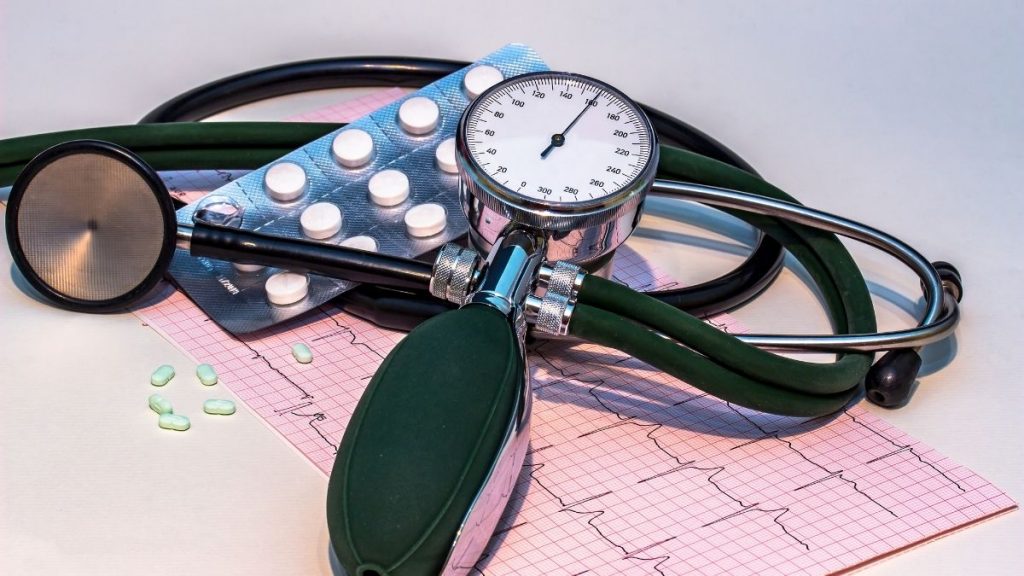 Air pollution linked to high blood pressure, heart diseases in children; study addresses