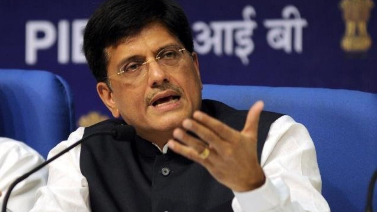 Keep a strict watch on prices of essential commodities in the States: Shri Piyush Goyal