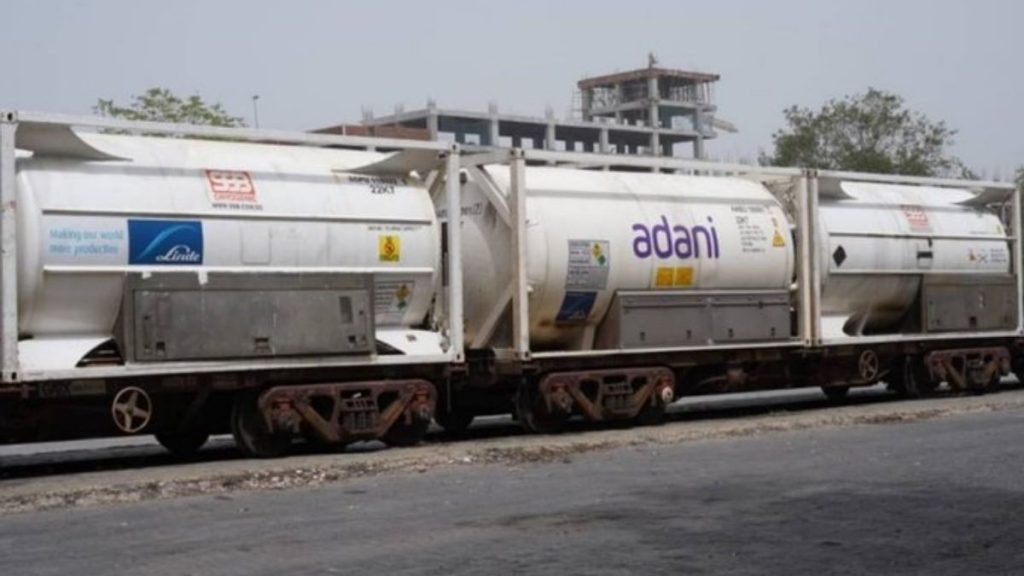 12 Oxygen Expresses with 969 MT of LMO beat tough weather & cyclone to take relief to the Nation from the Eastern States