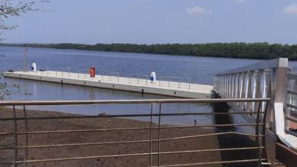 Union Minister Shri Mansukh Mandaviya inaugurates floating jetty at Old Goa