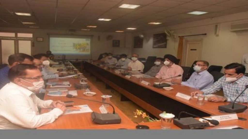 CLC reviews implementation of Labour Laws and new Labour Codes with NHPC and BRO officials in HP