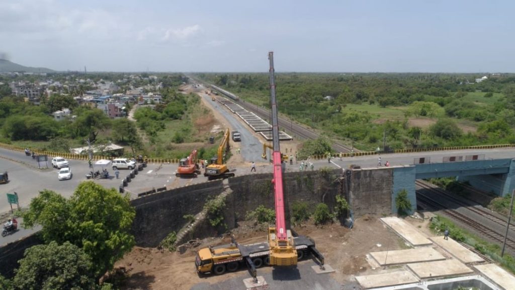 Indian Railways successfully completes work on the Valsad Road Over Bridge (ROB) on Dedicated Freight Corridor in a record 20 day time.
