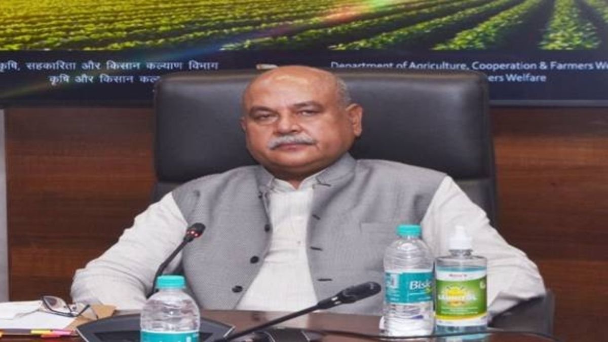 Roadmap for Self Sufficiency in Pulses and Oilseeds: Agriculture Minister
