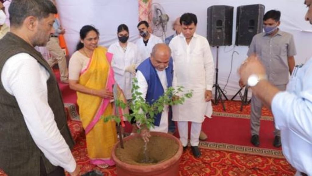 Union Agriculture Minister Shri Narendra Singh Tomar lays the foundation stone of Plant Authority Building 