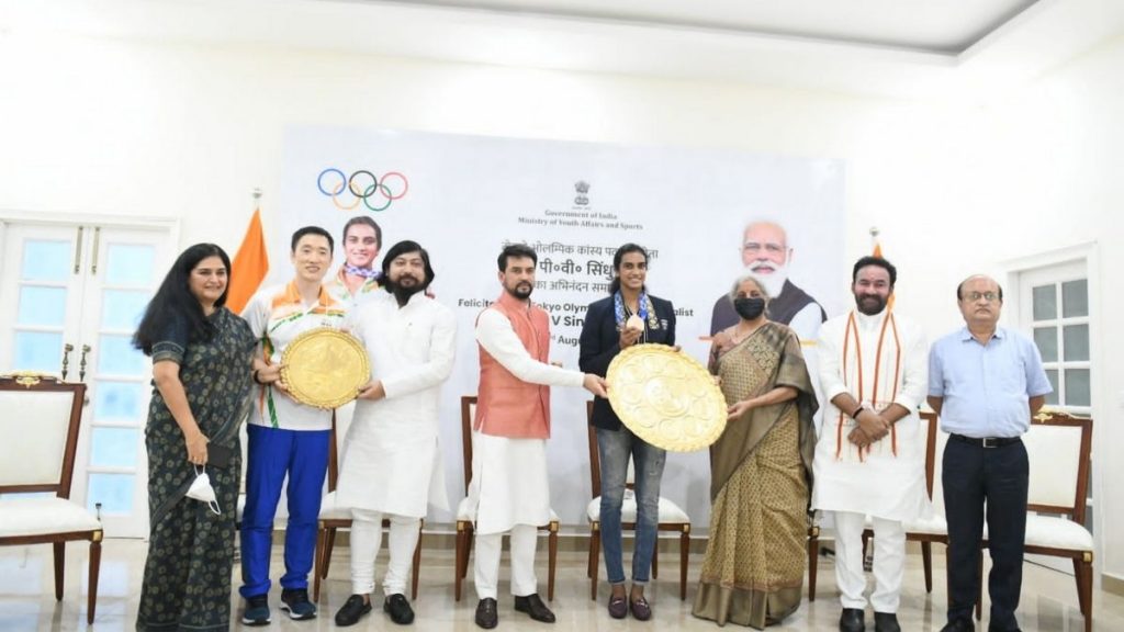 Olympic Medalist PV Sindhu receives an unforgettable welcome home
