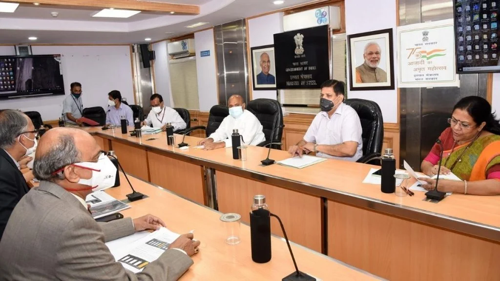 Union Steel Minister Shri Ram Chandra Prasad Singh Undertakes Review of Status of Disposal of Iron Ore Fines by SAIL and NMDC; Asks them to Prepare a Roadmap with Clear Timelines