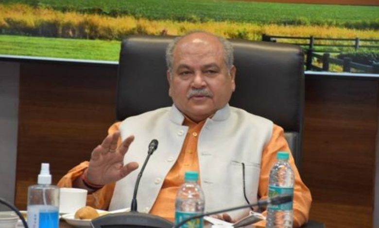 Union Minister Shri Narendra Singh Tomar inspects and reviews cleanliness at Krishi Bhawan, New Delhi