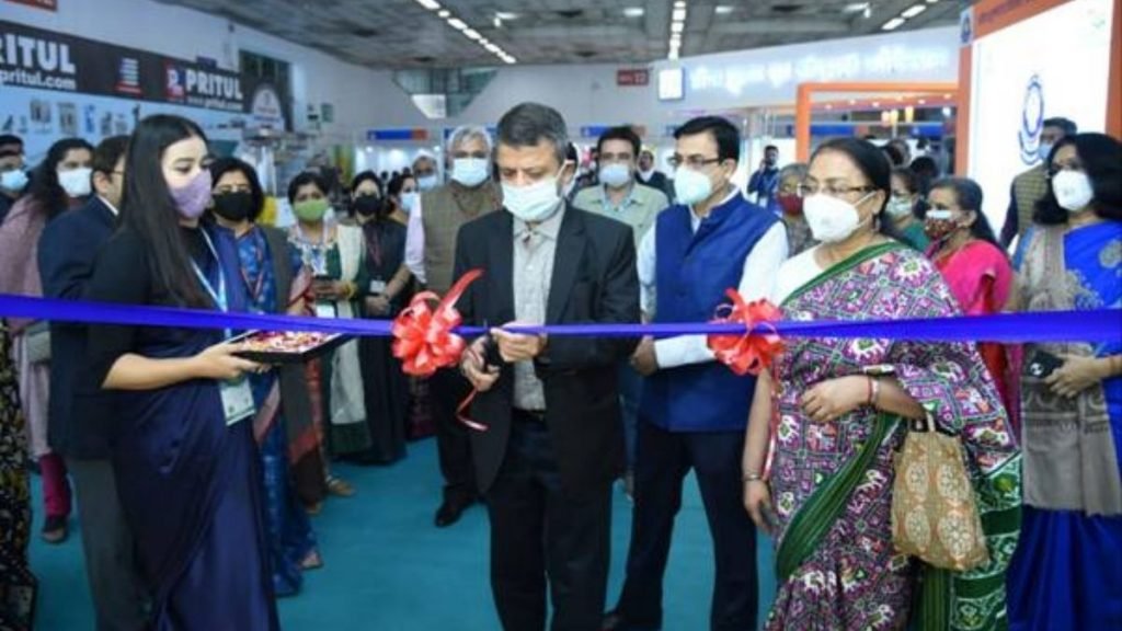 Taxpayers Lounge of Income Tax Department set up at IITF, 2021