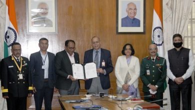 Photo of Ministry of Defence signs MoU with IITE, Gandhinagar for the training of 800 Sainik School teachers