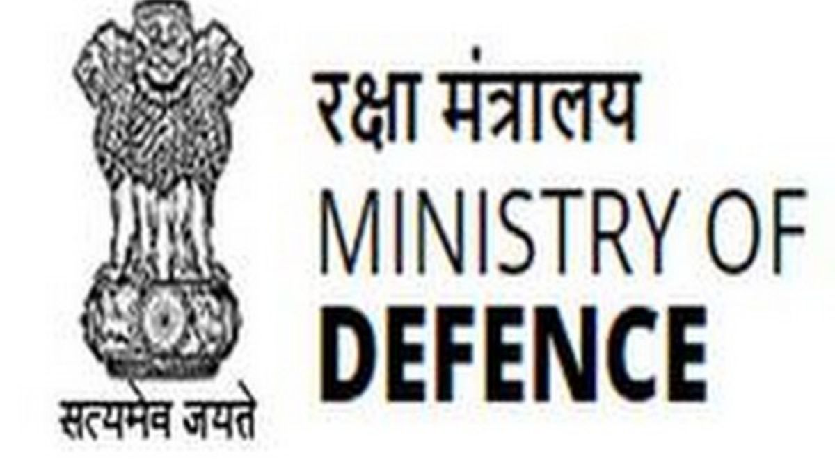 Defence Secretary holds interaction with Defence Industry