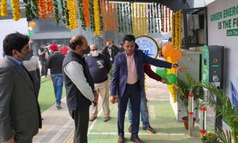 TCIL launches the first e-vehicle charging station in the South Delhi