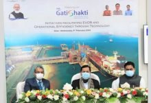 Photo of Shri Sarbananda Sonowal reviews Ease of Doing Business(EoDB) measures and Operational Efficiency Through Technology (OETT) of Major Ports and IWAI under PM Gati Shakti National Plan