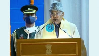 Photo of The Tezpur University community should provide innovative solutions to local and national problems: President Kovind