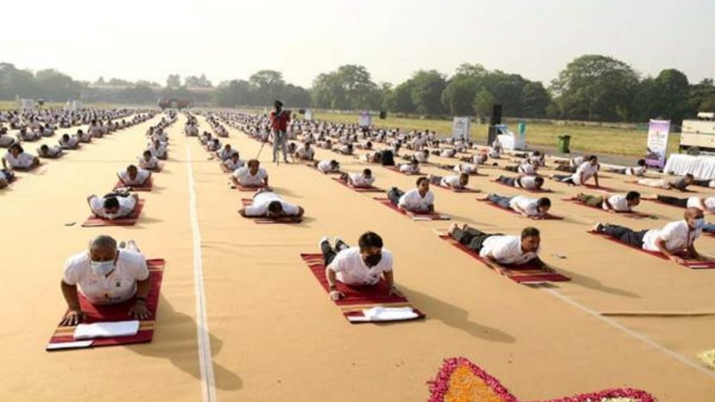 Ministry of Civil Aviation organized “Yog Prabha” at Safdarjung Airport