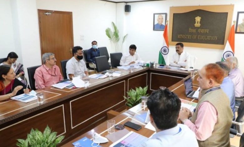 Shri Dharmendra Pradhan called for a “Malviya Mission” to set up nation-wide ecosystem for faculty development