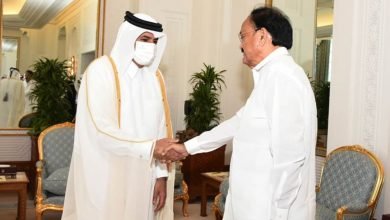 Photo of Vice President begins his three-day visit to Qatar; holds delegation-level talks with the Prime Minister of Qatar