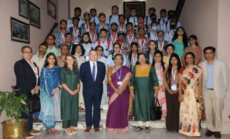 Royal Society of Chemistry (RSC) and CSIR work together to support chemistry in schools across India