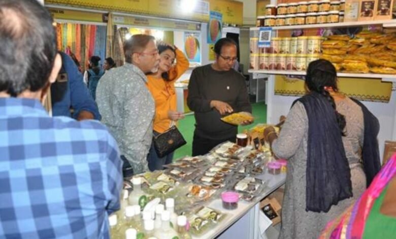 Saras sales touched a record high at the 41st India International Trade Fair, did a business of over Rs. 6 crores