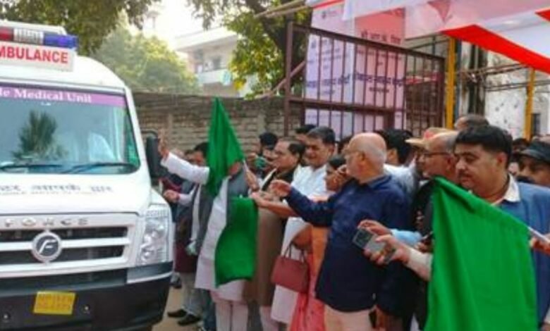 Shri R.K Singh inaugurates 10 Mobile Health Clinics 'Doctor Apke Dwar'  under REC’s CSR project in Bihar