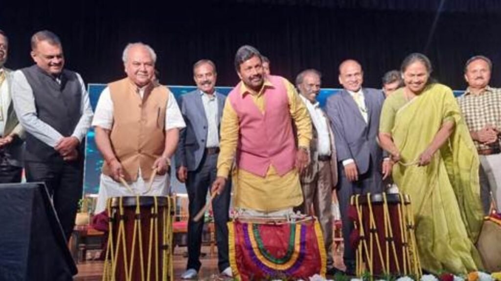 Shri Narender Singh Tomar inaugurates “AgriUnifest” in Bengaluru; says, Youth Energy will help in India’s development