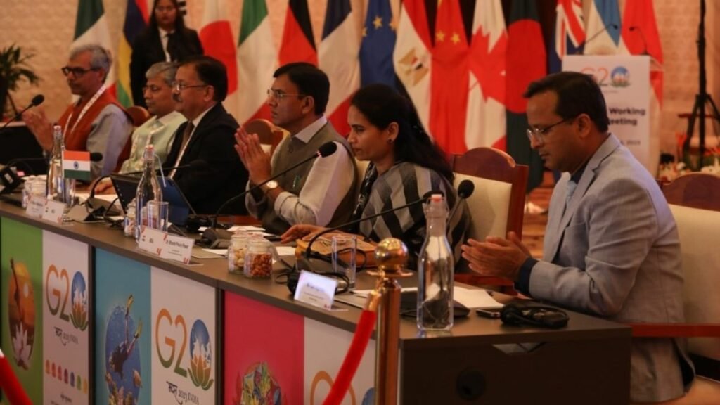 Dr Mansukh Mandaviya delivers the keynote address at the concluding session of the 2nd G20 Health Working Group Meeting