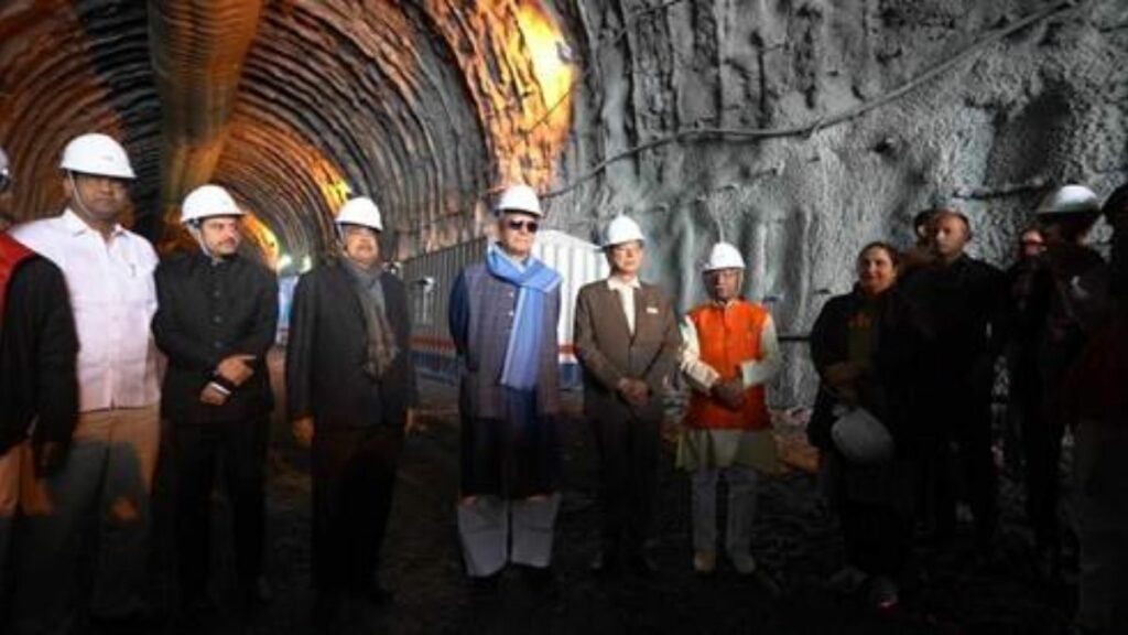 Shri Nitin Gadkari inspects Zojila Tunnel, Asia's longest tunnel to establish all-weather connectivity for Ladakh with Lieutenant Governor of Jammu and Kashmir Shri Manoj Sinha