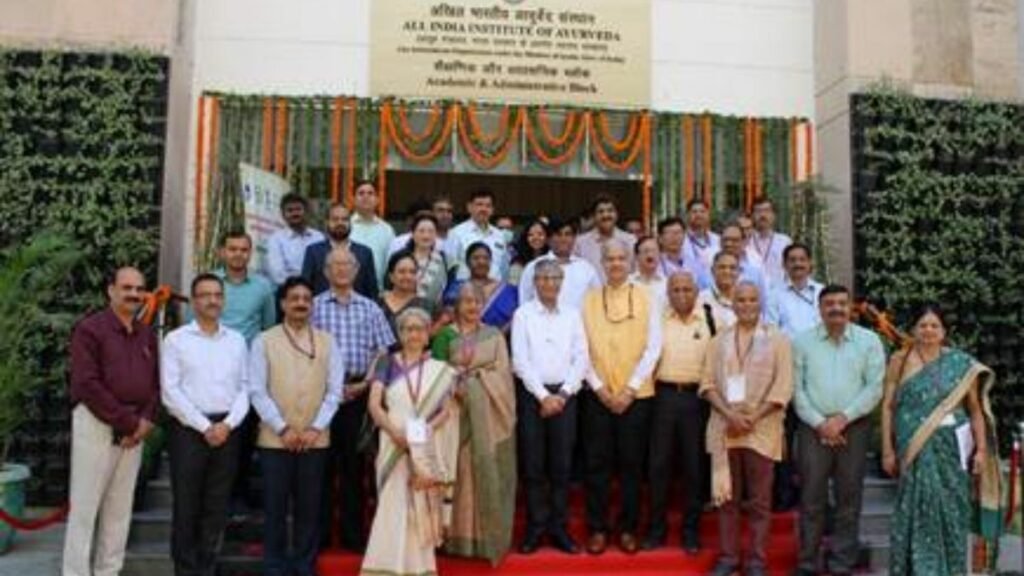 AIIA and CCRAS jointly organise an interactive meet on Research and Education in Ayush