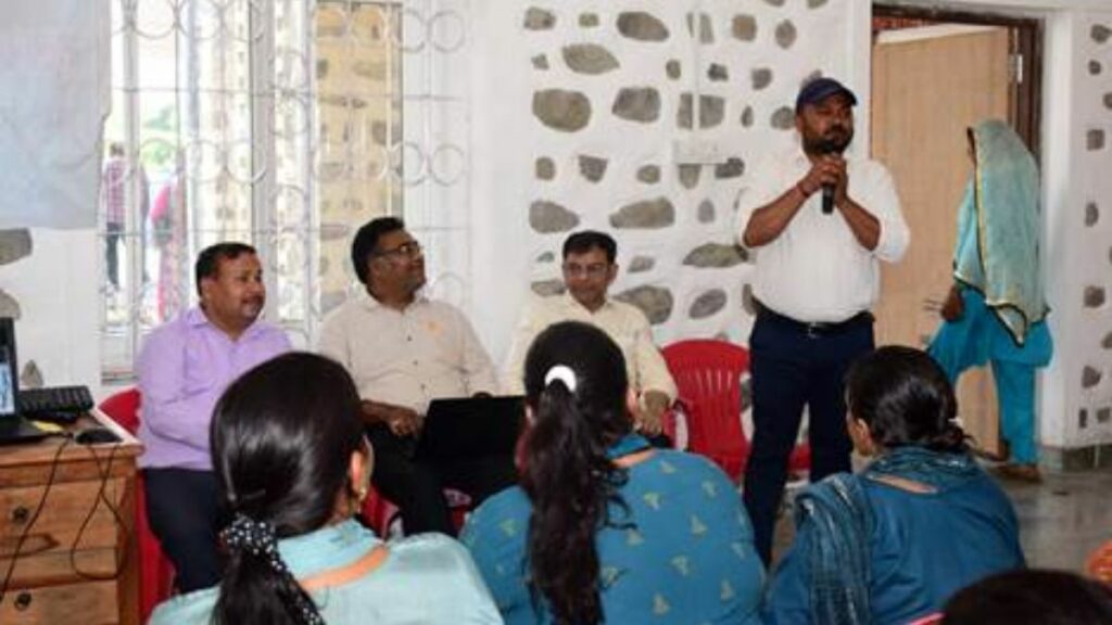 CSIR-NIScPR, UBA and VIBHA organised One-day Training Workshop on Incense Stick Making