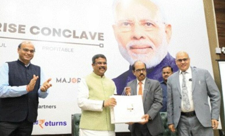 Shri Dharmendra Pradhan participates in the Social Enterprise Conclave, launches Social Trailblazer Program for entrepreneurs