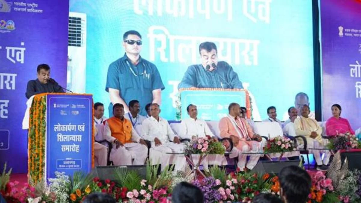 Shri Nitin Gadkari inaugurates and lays the foundation stone of 11 NH projects worth Rs 5600 Crore in Pratapgarh