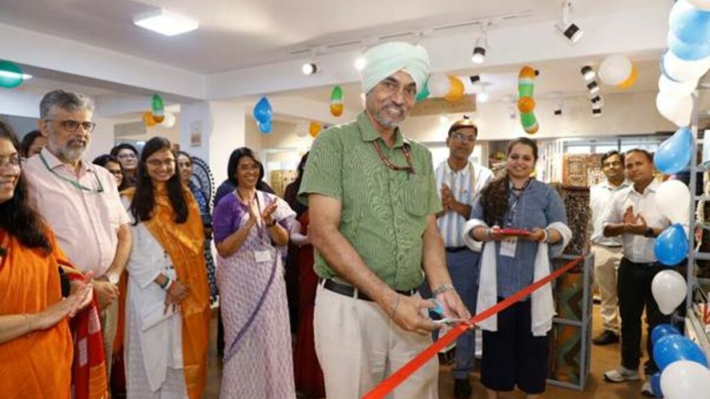 DPIIT and Ministry of Rural Development jointly launch ‘One District One Product’ Wall at SARAS Ajeevika Store