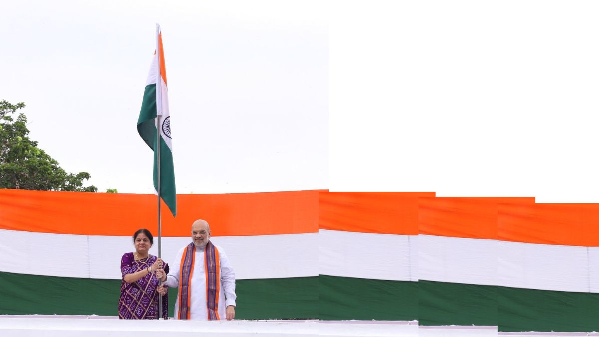 Shri Amit Shah Today Hoisted The Tiranga Atop His Residence In New Delhi Under The Har Ghar 2866