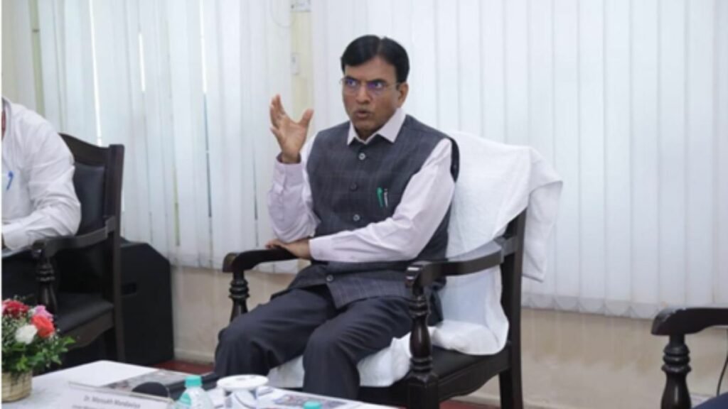 Dr Mansukh Mandaviya reviews health services in West Bengal
