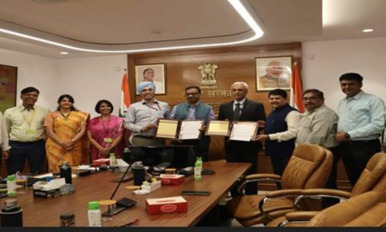 Deendayal Antyodaya Yojana - National Rural Livelihood Mission and SIDBI sign of MOU that marks a significant milestone in the journey of women-led enterprises