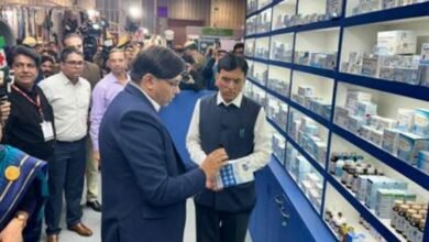 Union Minister of Chemicals and Fertilizers Dr Mansukh Mandaviya visited Jan Aushadhi Stall at the trade fair