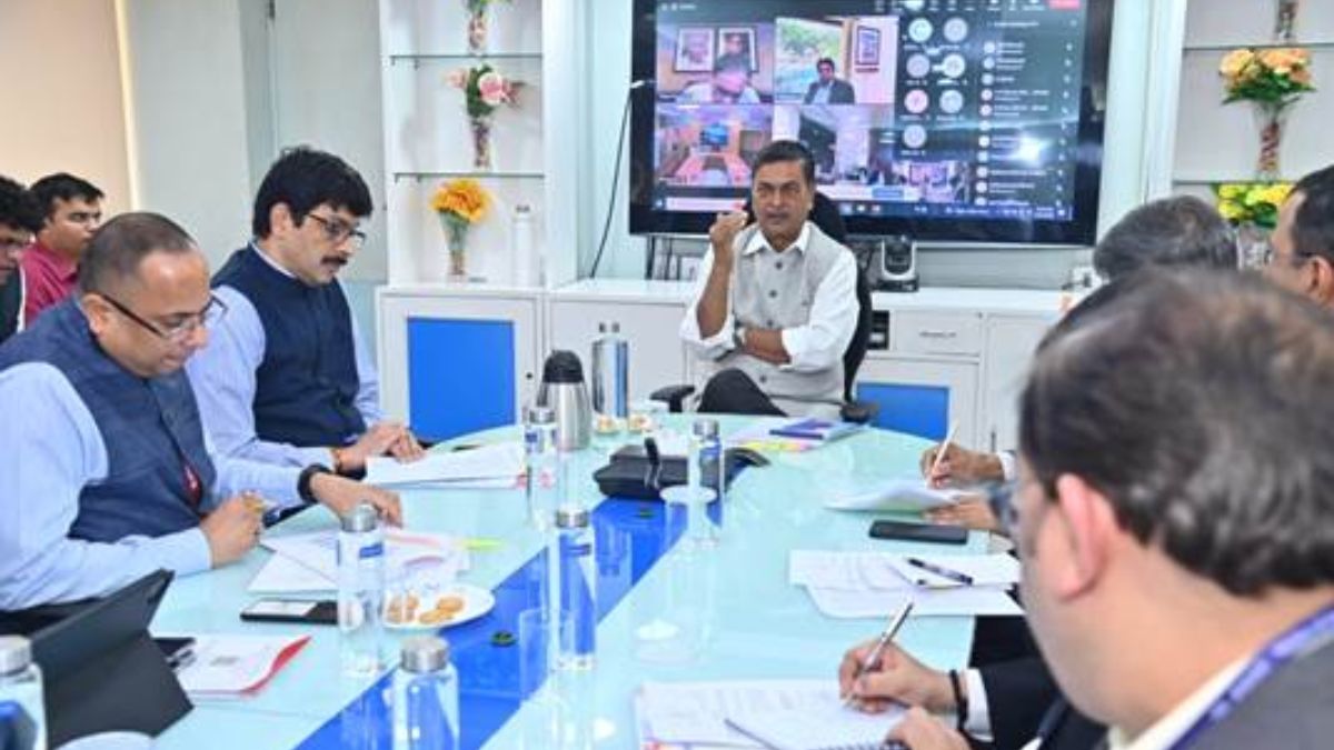 Power Ministry holds interaction with industry stakeholders to review ...