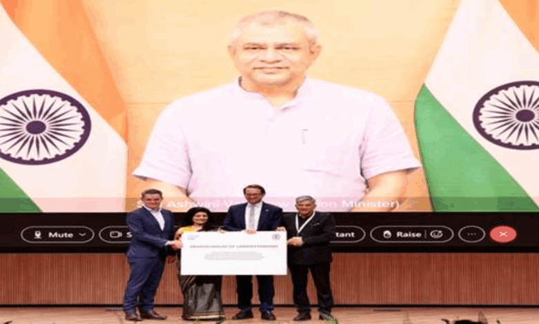 Gati Shakti Vishwavidyalaya and SAP Sign MoU, to Digitally Skill Professionals in India's Logistics and Transport Sector