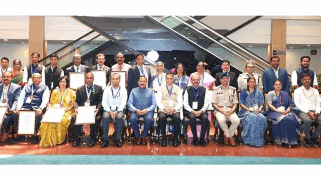 Dr. Jitendra Singh presents "National Anubhav Awards" to retirees