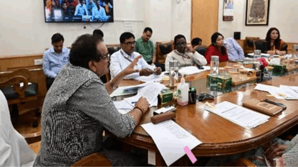 Prof. S.P. Singh Baghel Chairs Virtual Awareness Programme for  Enhancing Livestock Productivity