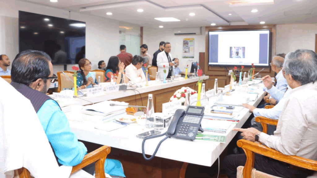 Shri Prataprao Jadhav chairs 2nd Meeting of the Society of National Institute of Ayurveda NIA